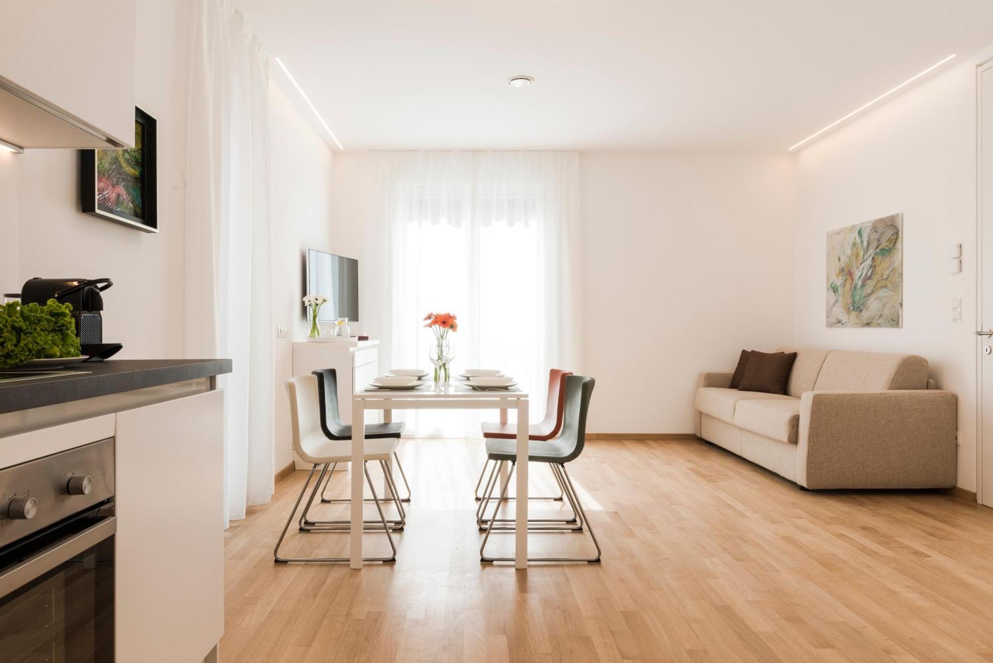 Residence Desiree Classic & Design Мерано Стая снимка