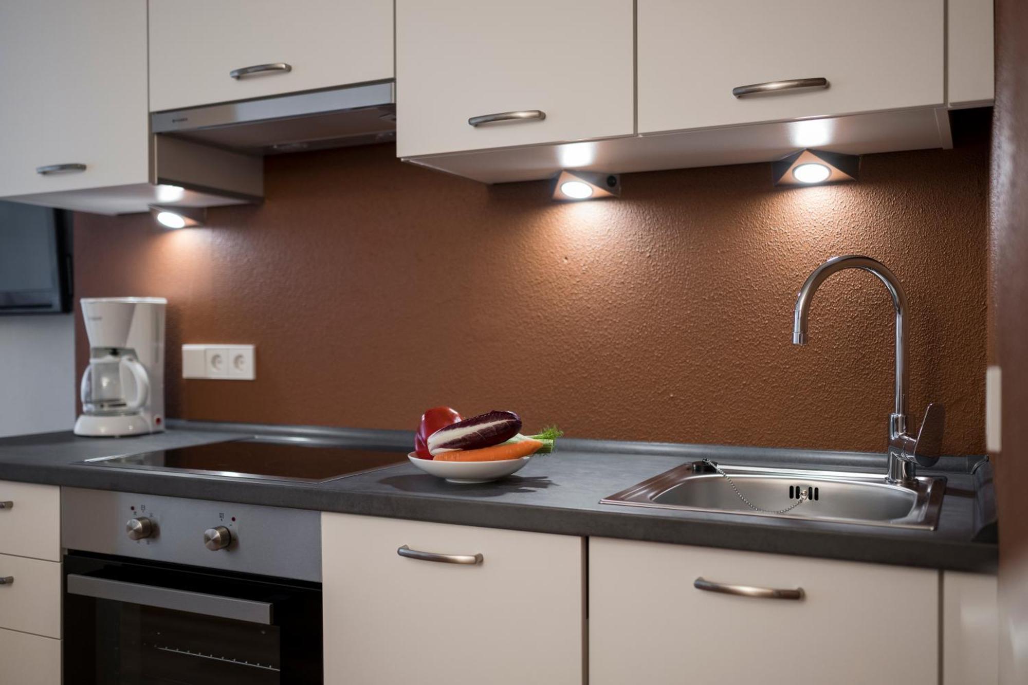 Residence Desiree Classic & Design Мерано Стая снимка