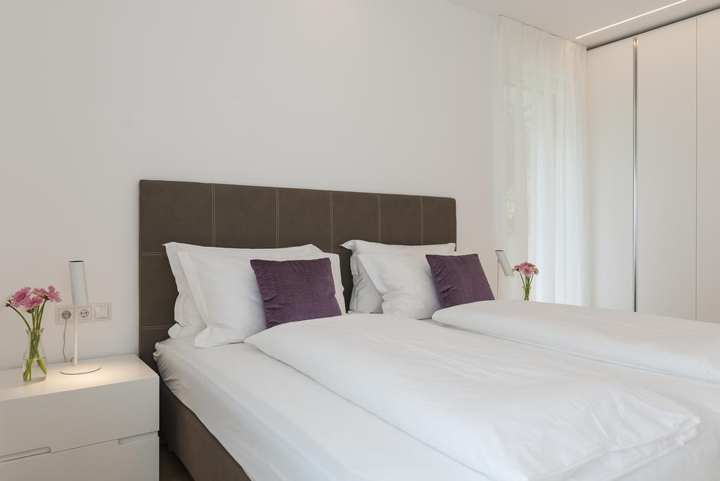 Residence Desiree Classic & Design Мерано Екстериор снимка